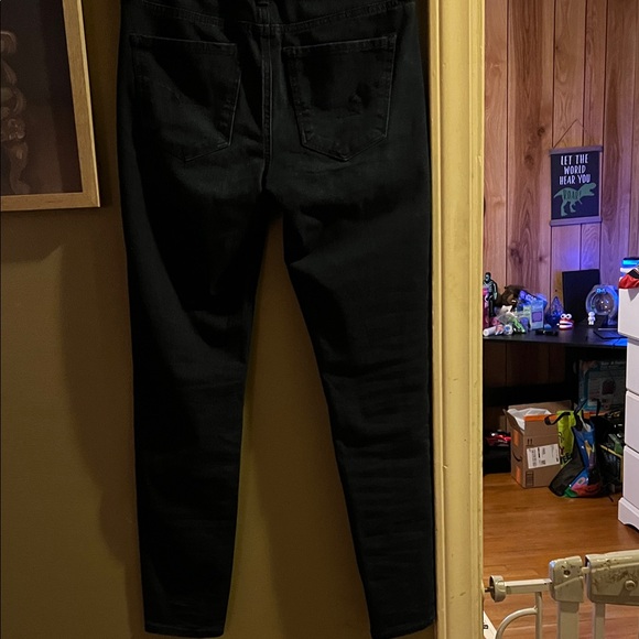 NWT American Eagle dark wash Jeans short - Picture 5 of 6